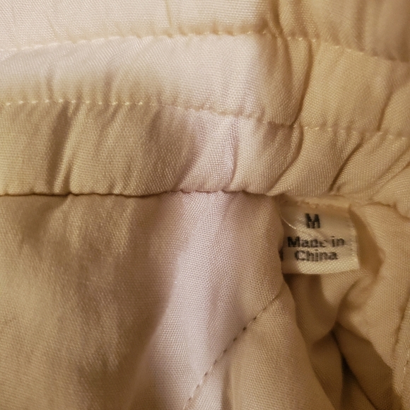 Umgee Women's Quilted Lightweight Jacket. Off white. Size Medium. Button up - Picture 4 of 6